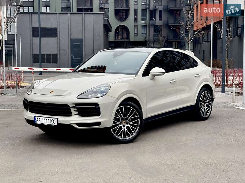 Внедорожник / Кроссовер Porsche Cayenne 2021 в Киеве