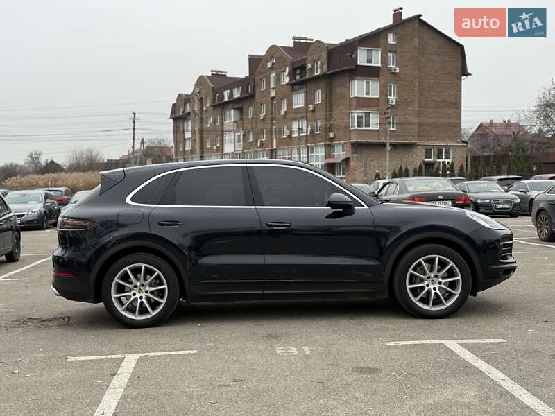 Внедорожник / Кроссовер Porsche Cayenne 2018 в Киеве фото 11 Внедорожник / Кроссовер Porsche Cayenne 2018 в Киеве