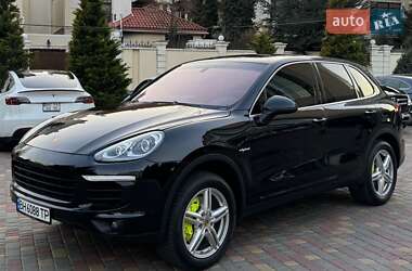 Внедорожник / Кроссовер Porsche Cayenne 2015 в Одессе