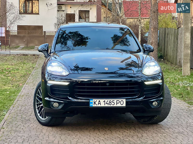 Внедорожник / Кроссовер Porsche Cayenne 2015 в Киеве фото 5 Внедорожник / Кроссовер Porsche Cayenne 2015 в Киеве