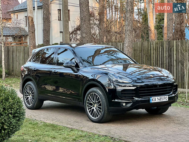Внедорожник / Кроссовер Porsche Cayenne 2015 в Киеве фото 11 Внедорожник / Кроссовер Porsche Cayenne 2015 в Киеве