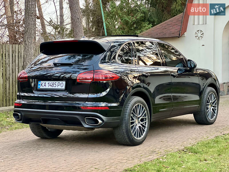 Внедорожник / Кроссовер Porsche Cayenne 2015 в Киеве фото 21 Внедорожник / Кроссовер Porsche Cayenne 2015 в Киеве