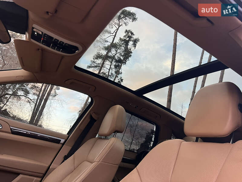 Внедорожник / Кроссовер Porsche Cayenne 2015 в Киеве фото 38 Внедорожник / Кроссовер Porsche Cayenne 2015 в Киеве