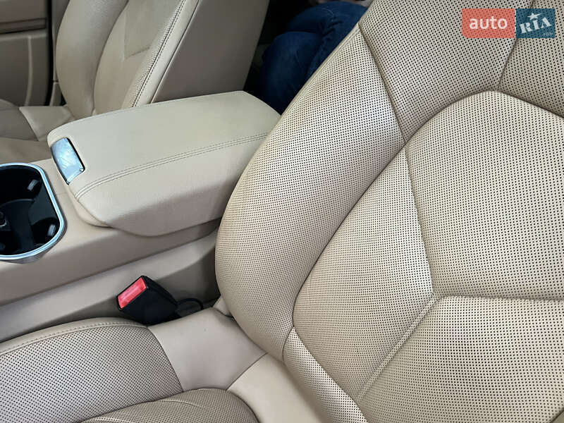 Внедорожник / Кроссовер Porsche Cayenne 2015 в Киеве фото 132 Внедорожник / Кроссовер Porsche Cayenne 2015 в Киеве