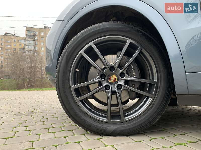 Внедорожник / Кроссовер Porsche Cayenne 2019 в Кривом Роге фото 23 Внедорожник / Кроссовер Porsche Cayenne 2019 в Кривом Роге