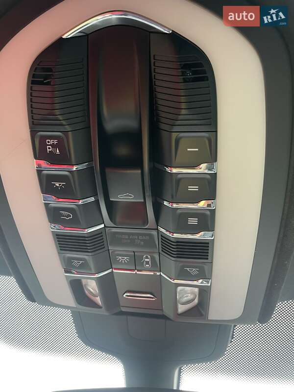 Внедорожник / Кроссовер Porsche Cayenne 2012 в Киеве фото 10 Внедорожник / Кроссовер Porsche Cayenne 2012 в Киеве