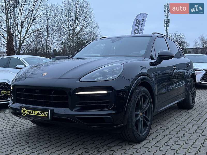 Внедорожник / Кроссовер Porsche Cayenne 2018 в Львове