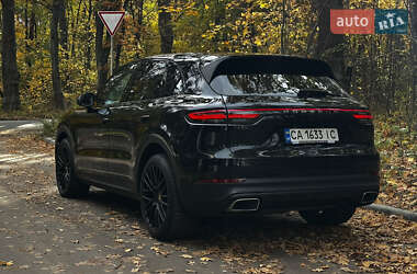 Внедорожник / Кроссовер Porsche Cayenne 2019 в Киеве