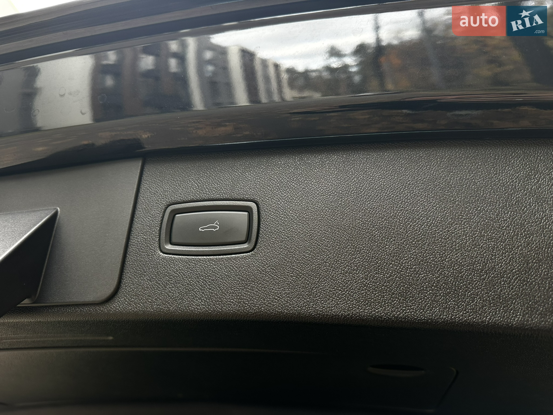 2019 Porsche Cayenne - мініатюра 33