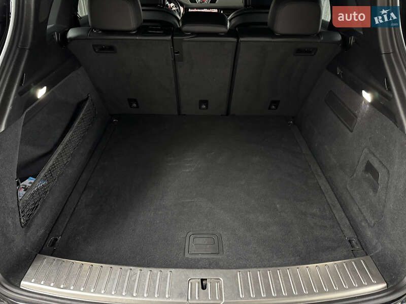 Внедорожник / Кроссовер Porsche Cayenne 2018 в Киеве