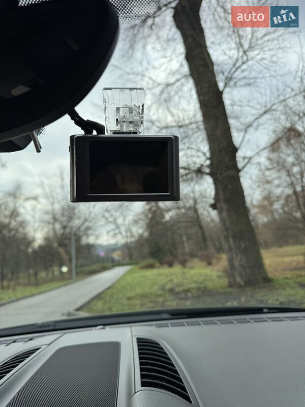 Внедорожник / Кроссовер Porsche Cayenne 2016 в Киеве