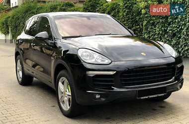 Позашляховик / Кросовер Porsche Cayenne 2015 в Одесі