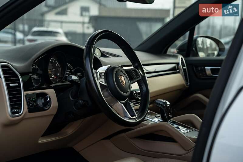 Внедорожник / Кроссовер Porsche Cayenne 2019 в Черновцах фото 33 Внедорожник / Кроссовер Porsche Cayenne 2019 в Черновцах