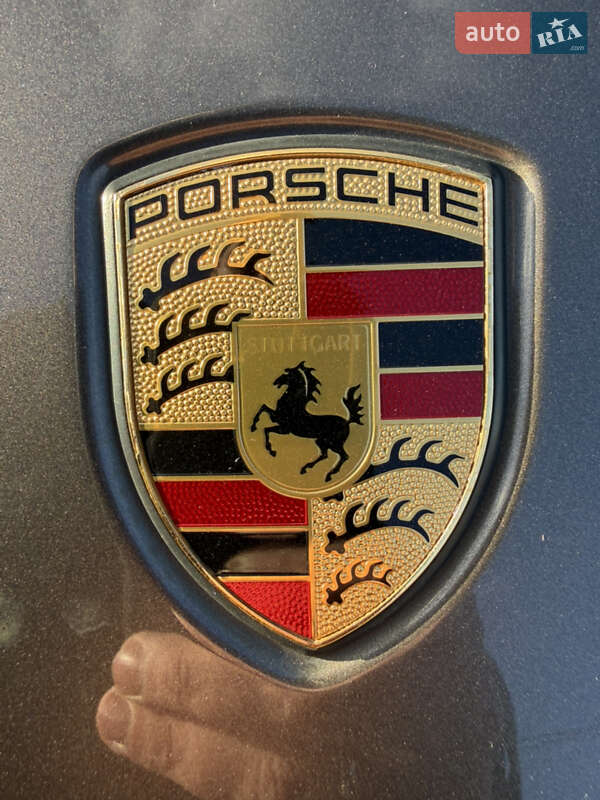 Внедорожник / Кроссовер Porsche Cayenne 2013 в Киеве