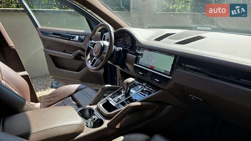 Позашляховик / Кросовер Porsche Cayenne 2019 в Києві