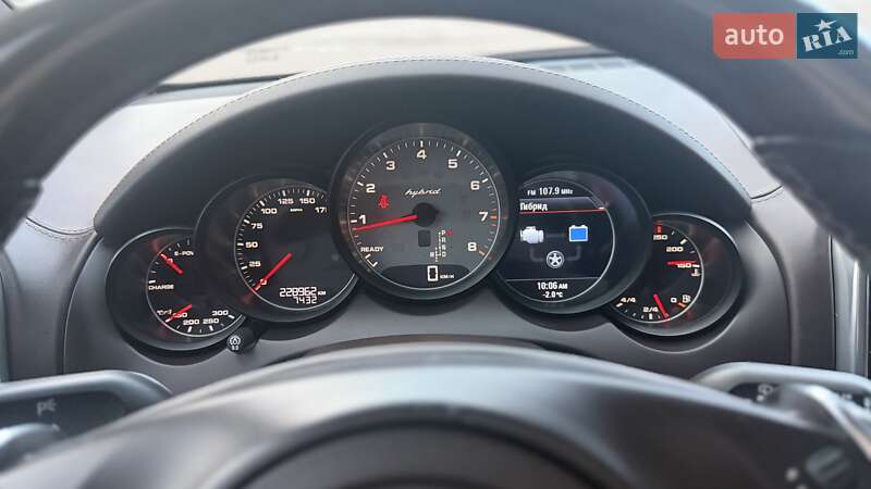 Внедорожник / Кроссовер Porsche Cayenne 2011 в Харькове фото 10 Внедорожник / Кроссовер Porsche Cayenne 2011 в Харькове