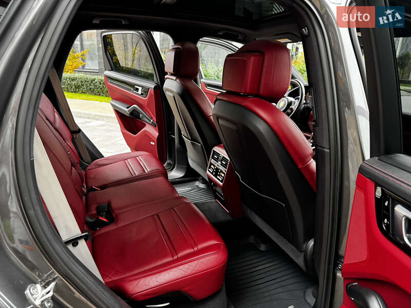 Внедорожник / Кроссовер Porsche Cayenne 2019 в Киеве фото 31 Внедорожник / Кроссовер Porsche Cayenne 2019 в Киеве