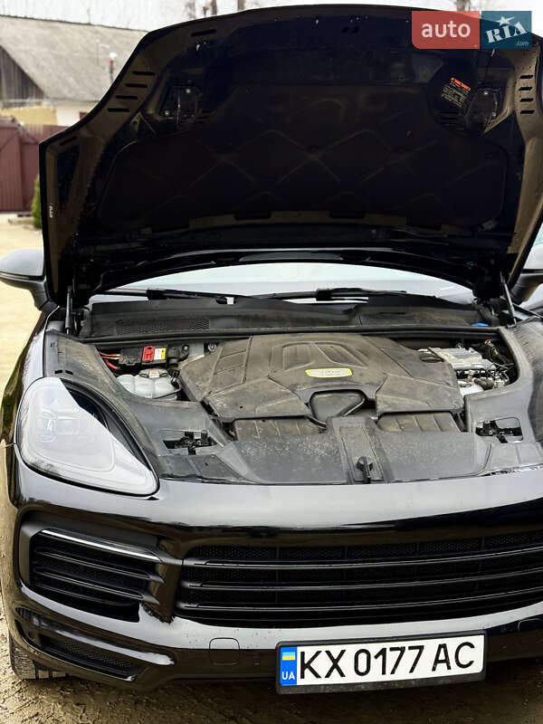 Внедорожник / Кроссовер Porsche Cayenne 2022 в Коломые