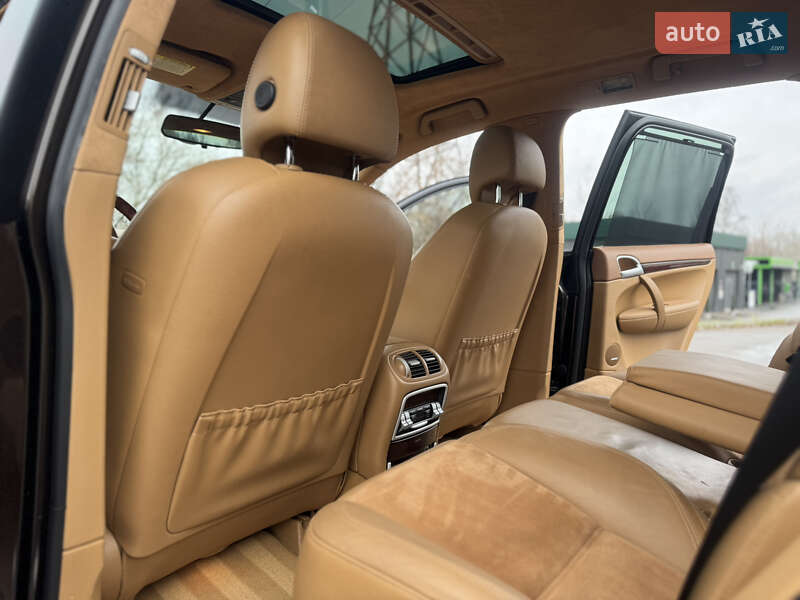 Внедорожник / Кроссовер Porsche Cayenne 2010 в Киеве фото 52 Внедорожник / Кроссовер Porsche Cayenne 2010 в Киеве