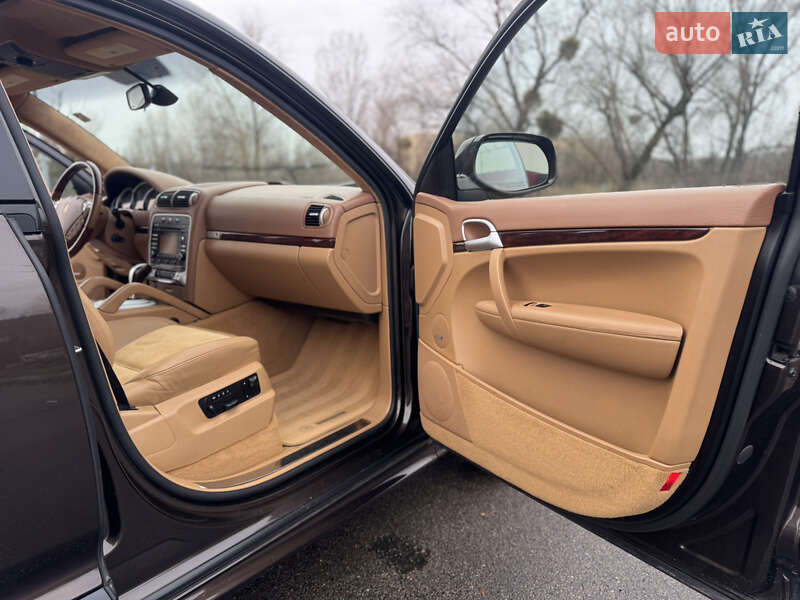 Внедорожник / Кроссовер Porsche Cayenne 2010 в Киеве фото 66 Внедорожник / Кроссовер Porsche Cayenne 2010 в Киеве