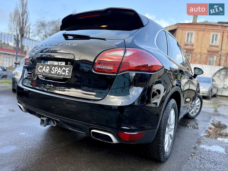 Внедорожник / Кроссовер Porsche Cayenne 2012 в Одессе