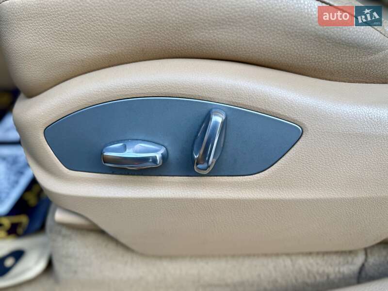 Внедорожник / Кроссовер Porsche Cayenne 2012 в Одессе