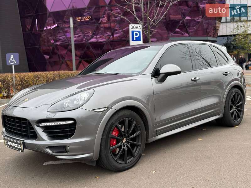 Внедорожник / Кроссовер Porsche Cayenne 2012 в Киеве фото 4 Внедорожник / Кроссовер Porsche Cayenne 2012 в Киеве