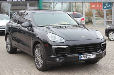 Позашляховик / Кросовер Porsche Cayenne 2015 в Дніпрі