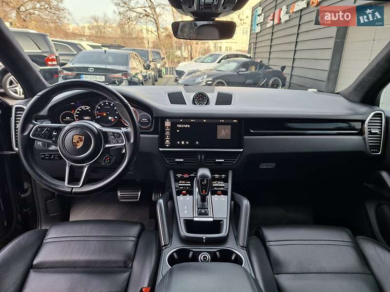 Внедорожник / Кроссовер Porsche Cayenne 2017 в Одессе фото 21 Внедорожник / Кроссовер Porsche Cayenne 2017 в Одессе