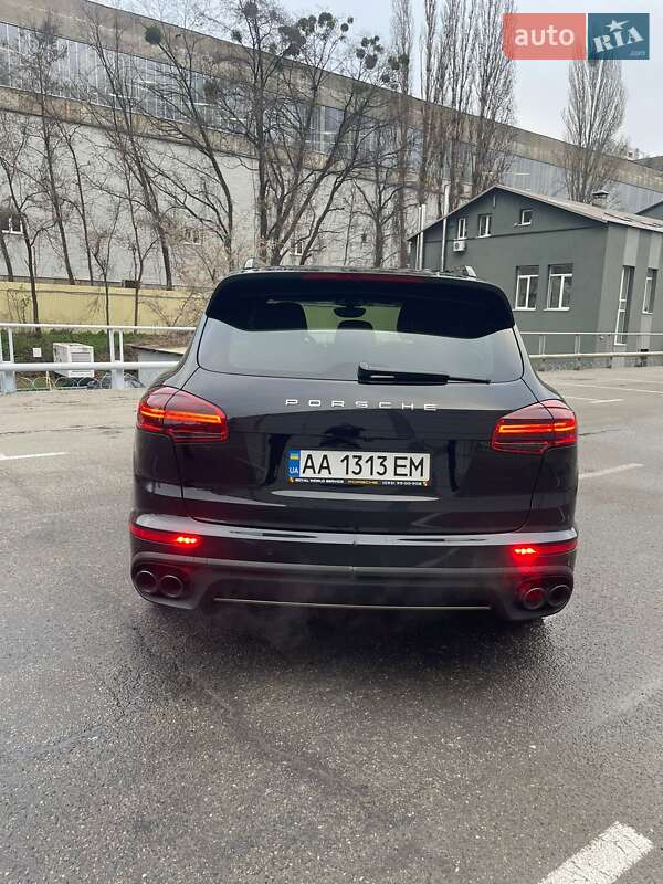 Внедорожник / Кроссовер Porsche Cayenne 2017 в Киеве фото 17 Внедорожник / Кроссовер Porsche Cayenne 2017 в Киеве