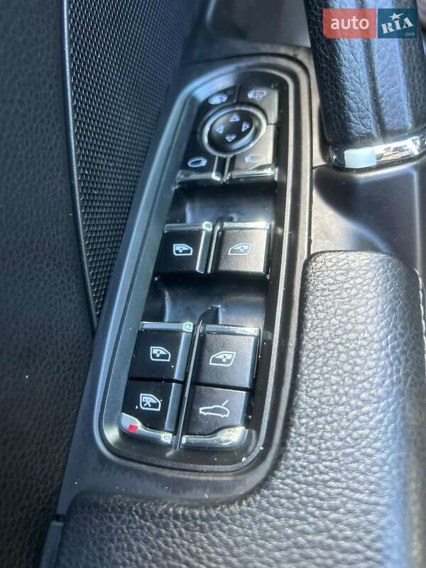 Внедорожник / Кроссовер Porsche Cayenne 2012 в Киеве фото 25 Внедорожник / Кроссовер Porsche Cayenne 2012 в Киеве