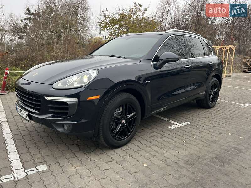 Внедорожник / Кроссовер Porsche Cayenne 2015 в Львове фото 5 Внедорожник / Кроссовер Porsche Cayenne 2015 в Львове