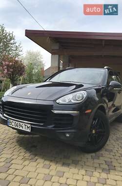 Внедорожник / Кроссовер Porsche Cayenne 2015 в Львове