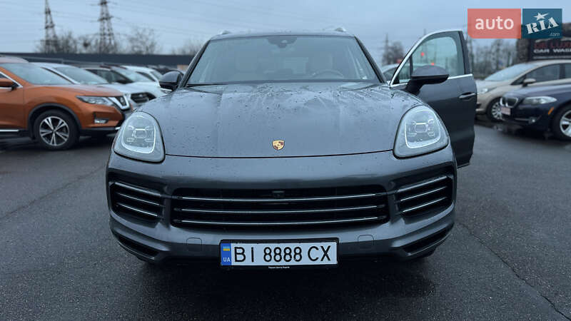 Внедорожник / Кроссовер Porsche Cayenne 2022 в Полтаве