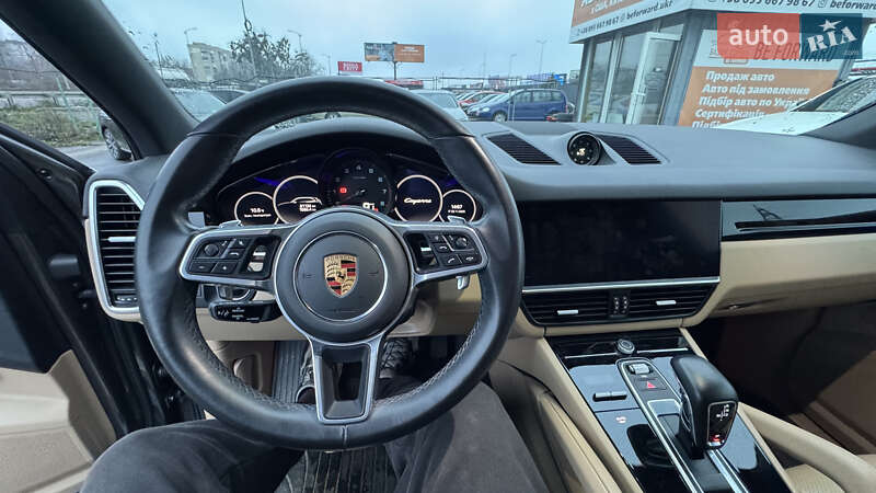 Внедорожник / Кроссовер Porsche Cayenne 2022 в Полтаве
