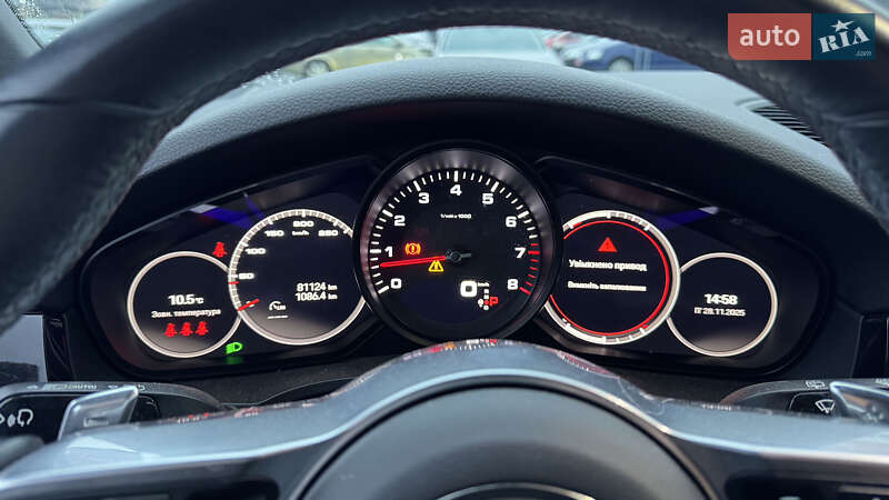 Внедорожник / Кроссовер Porsche Cayenne 2022 в Полтаве