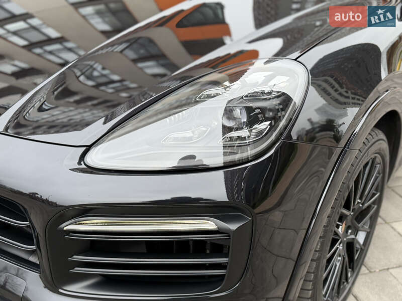 Внедорожник / Кроссовер Porsche Cayenne 2018 в Киеве фото 8 Внедорожник / Кроссовер Porsche Cayenne 2018 в Киеве