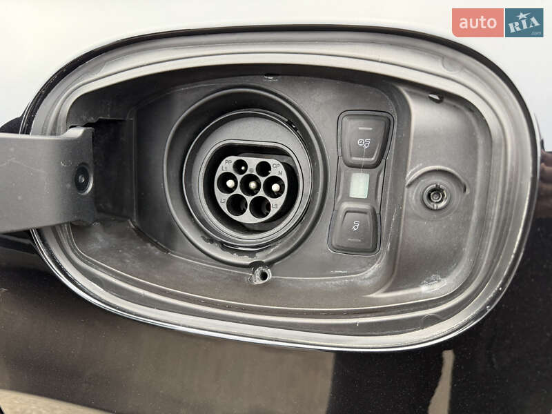 Внедорожник / Кроссовер Porsche Cayenne 2018 в Киеве фото 49 Внедорожник / Кроссовер Porsche Cayenne 2018 в Киеве