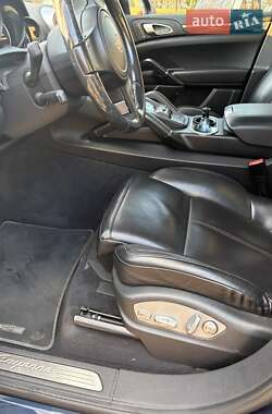 Внедорожник / Кроссовер Porsche Cayenne 2013 в Киеве
