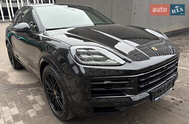Внедорожник / Кроссовер Porsche Cayenne 2024 в Киеве