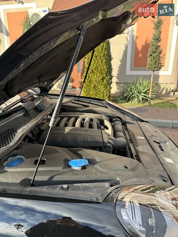 Внедорожник / Кроссовер Porsche Cayenne 2017 в Стрые фото 39 Внедорожник / Кроссовер Porsche Cayenne 2017 в Стрые