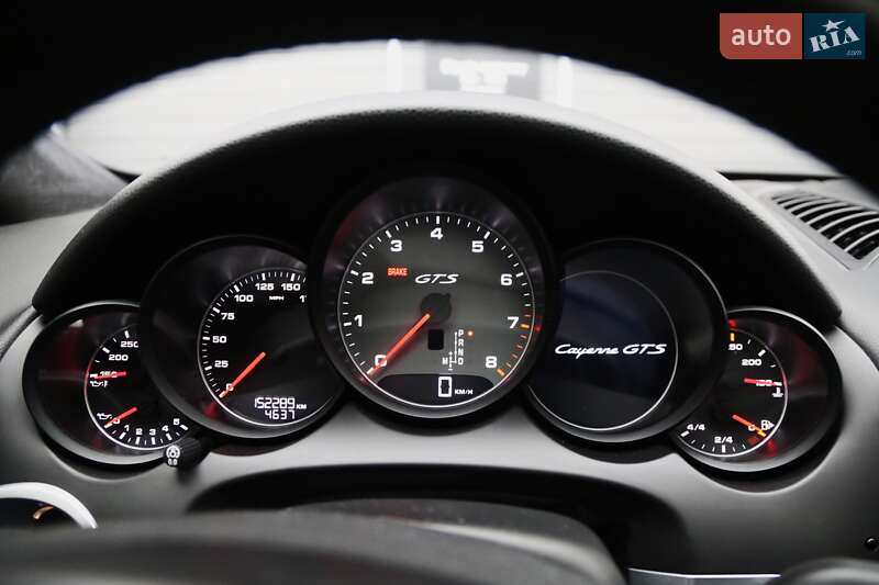 Внедорожник / Кроссовер Porsche Cayenne 2013 в Киеве