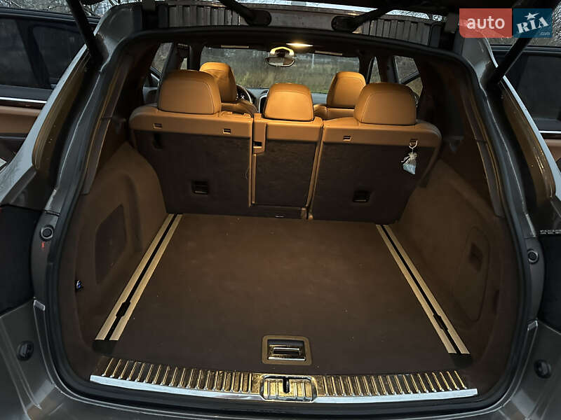 Внедорожник / Кроссовер Porsche Cayenne 2011 в Киеве фото 26 Внедорожник / Кроссовер Porsche Cayenne 2011 в Киеве