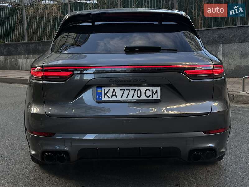 Внедорожник / Кроссовер Porsche Cayenne 2022 в Киеве фото 12 Внедорожник / Кроссовер Porsche Cayenne 2022 в Киеве