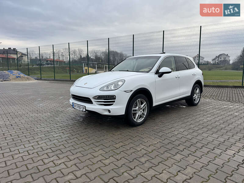 Внедорожник / Кроссовер Porsche Cayenne 2013 в Ивано-Франковске