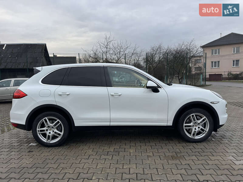 Внедорожник / Кроссовер Porsche Cayenne 2013 в Ивано-Франковске