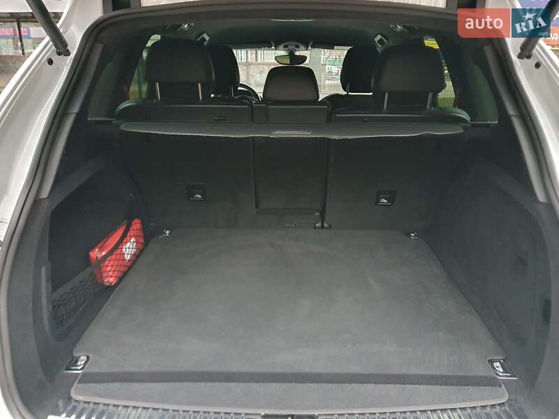 Внедорожник / Кроссовер Porsche Cayenne 2015 в Киеве фото 24 Внедорожник / Кроссовер Porsche Cayenne 2015 в Киеве