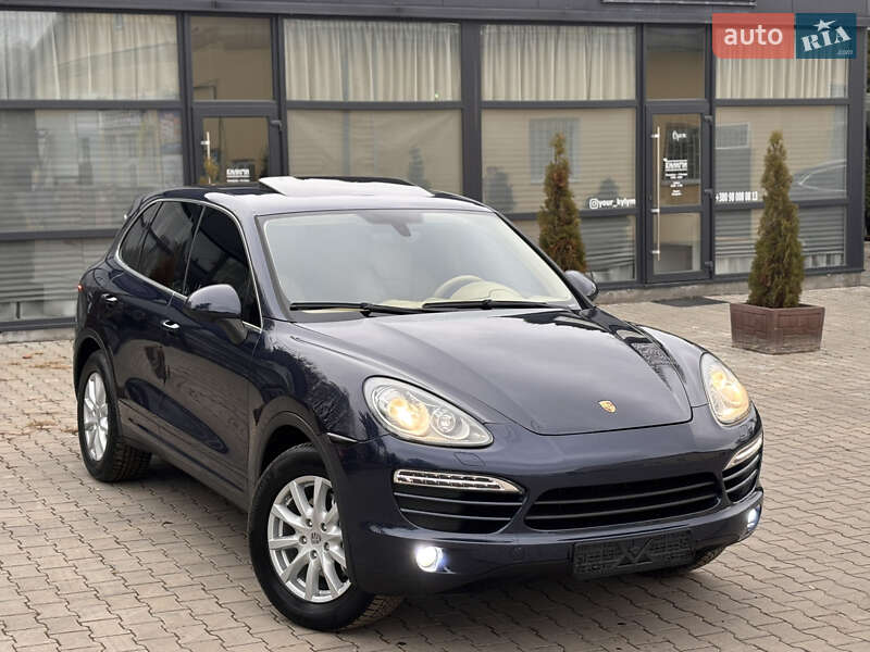 Внедорожник / Кроссовер Porsche Cayenne 2011 в Тернополе