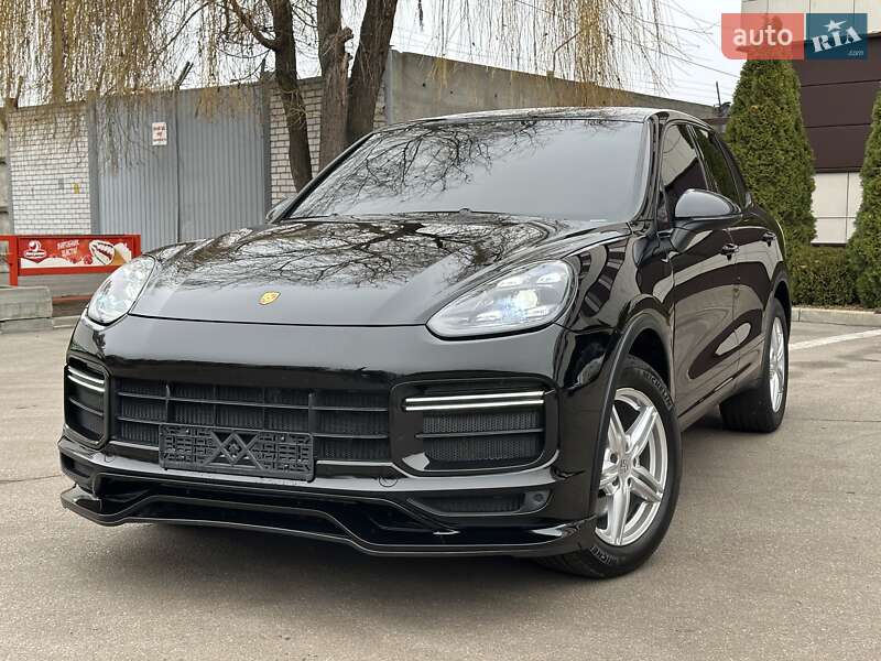 Porsche Cayenne 2016