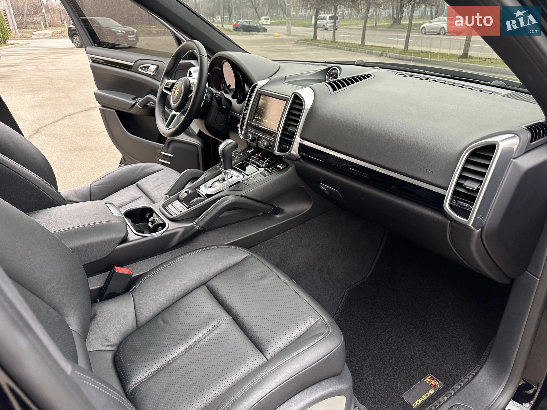 2016 Porsche Cayenne - мініатюра 57